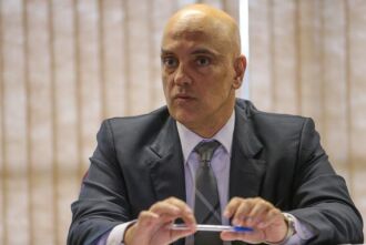 O ministro da Justiça, Alexandre de Moraes, é indicado pelo presidente Michel Temer para assumir uma vaga no STF