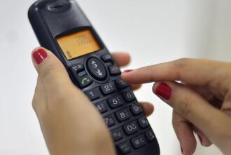 A redução das tarifas vai beneficiar 41,8 milhões de assinantes de telefone fixo do país