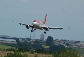 Airbus 318: última decolagem em Passo Fundo