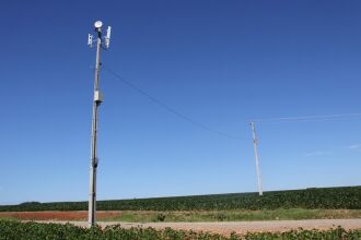 A Coprel passou a investir em redes de internet rural após cooperativados manifestarem que esta seria uma das formas de manter os jovens no campo