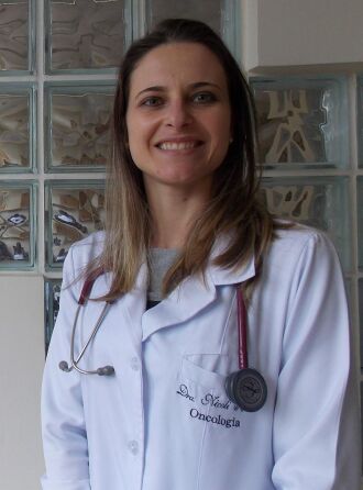 Nicoli Henn é médica oncologista no Hospital da Cidade