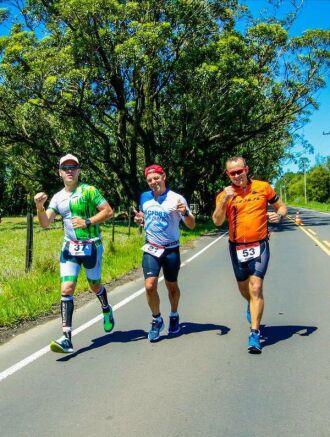 Três sócios do Clube Recreativo Juvenil representam a cidade de Passo Fundo