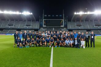 Jogadores conheceram o Zayed Sports City na sexta-feira (15)