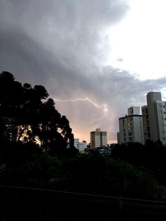 Previsão é de que chuvas sejam mais intensas entre a quinta e a sexta-feira