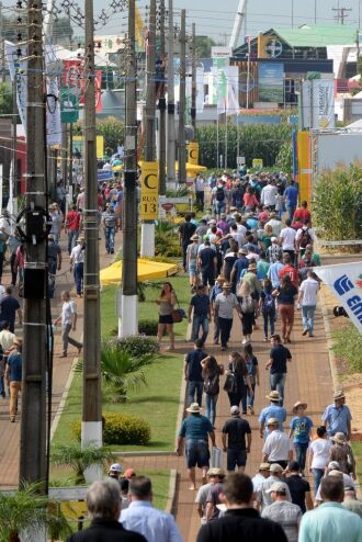 Fórum abordou a trajetória e os possíveis avanços tecnológicos e econômicos da oleaginosa, que dominou considerável espaço na pauta de exportação brasileira