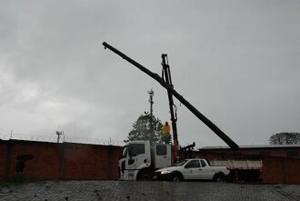 Em Passo Fundo teve queda de poste, alguns galhos de árvores e alagamentos em pontos da cidade