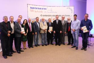 Lançamento no auditório da Medicina da UPF