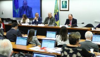 Marcos Rogério (DEM-RO) afirmou, ao encerrar a reunião desta terça-feira 11), que nao convocará novas sessões do Escola Sem Partido