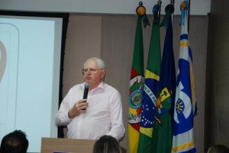 Dr. Milton Roos, do Conselho Empresarial: ?EURoeum processo bastante complexo?EUR?