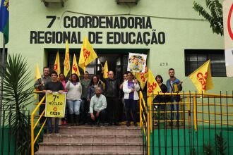 Ato do Dia de Pressão em Defesa da Escola Pública foi realizado em todo estado