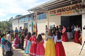 Cavalgada marcou a inauguração da nova sede do CTG