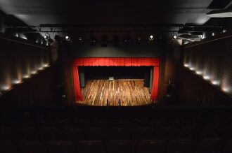 Curtas-metragens selecionados serão exibidos no Teatro Municipal Múcio de Castro