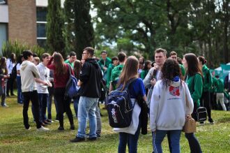 Candidatos disputam vaga em um dos cursos de graduação oferecidos pela Instituição em sete áreas do conhecimento