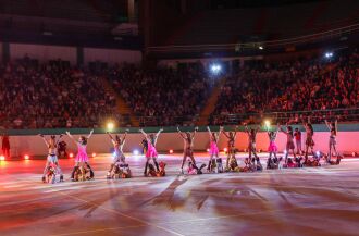 Apresentação marcou a abertura da temporada de shows da Pattinare Escola de Patinação