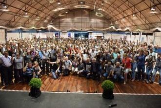 Casais de conselheiros participaram da assembleia