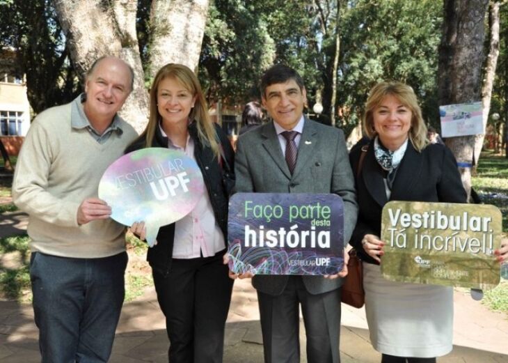 Agenor Meira JÃºnior- vice-reitor administrativo, Bernadete Dalmolin- Vice-Reitora de Assuntos comunitÃ¡rios, JosÃ© Carlos Carles de Souza- Reitor da UPF e Rosani Sgari- Vice-Reitora de GraduaÃ§Ã£o