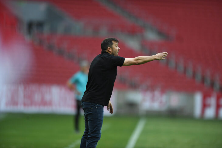 Argentino Coudet lidera o Brasileirão -   Foto-Ricardo Duarte-SCI