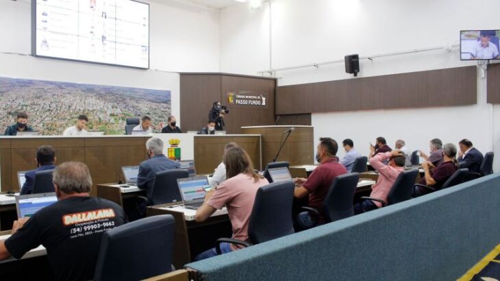 Sessão plenária aconteceu na segunda-feira (Foto: Comunicação/CMPF)