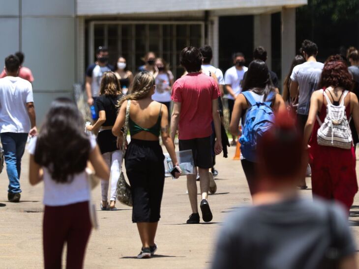 Menos da metade dos inscritos realizaram as provas (Foto: Marcello CasalJr/Agência Brasil)