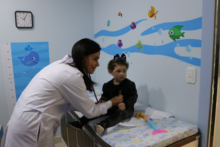 A pediatra Simone Beder Reis é coordenadora do Serviço de Pediatria do HSVP (Foto: Assessoria de Imprensa-HSVP)