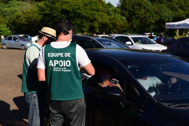 Idosos nascidos em 1958 podiam se vacinar hoje (Foto: Divulgação/PMPF)