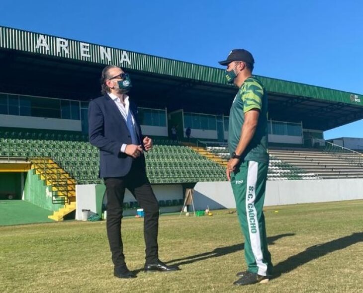 Conversa na Arena: presidente Ghion Júnior e técnico Vanderson Pereira   - Foto – FBJ-Especial-ON