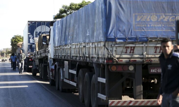 Em 2018, paralisação da categoria provocou desabastecimento nacional de alimentos, medicamentos e combustível.  Foto: Marcelo Camargo/Agência Brasil 