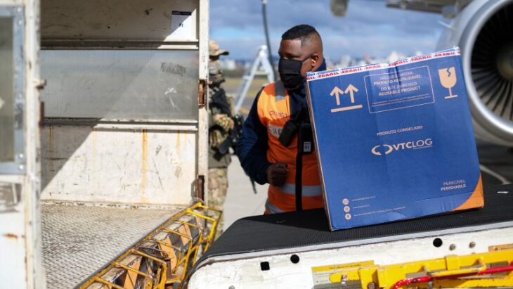 Um lote com 114.660 doses da Pfizer chegou ao Estado na tarde de quarta-feira ( Foto: Maicon Hinrichsen/Palácio Piratini)