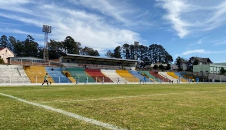 Estádio Antônio David Farina    -Foto-Ana Julia Griguol/Rádio Veranense