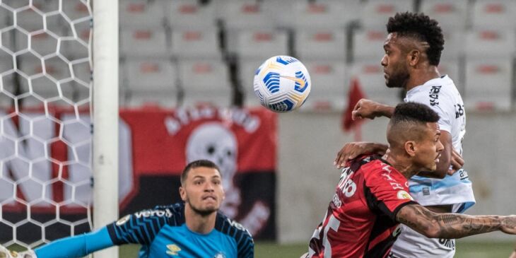 Derrota gremista na Arena da Baixada -  Foto-Robson Mafra- AGIF/CBF