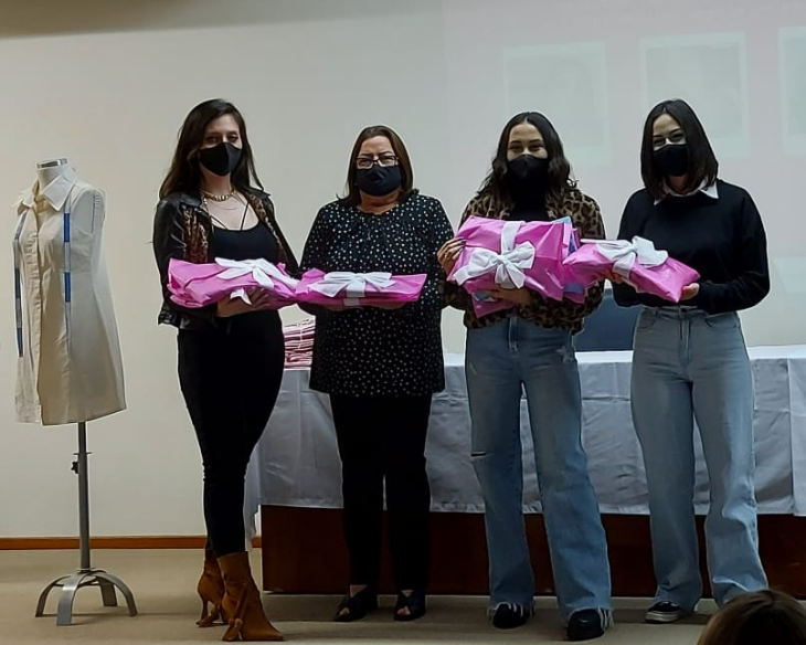 Peças foram entregues às entidades durante um seminário realizado na sexta-feira (24) (Foto: Divulgação/UPF)