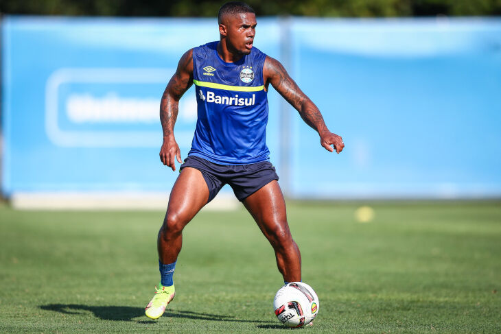 Douglas Costa vai deixar o Grêmio para temporada 2022 (Fotoo Divulgação/Grêmio)