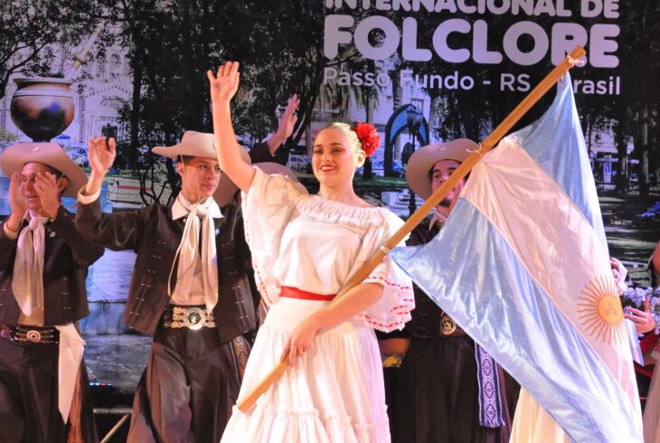 Festival movimentou grupos de sete países, dois estados brasileiros e dois municípios gaúchos. (Foto: Luciano Breitkreitz/ON)