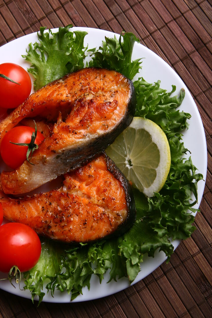 A dieta mediterrânea é considerada a mais saudável do mundo e traz diversos benefícios. (Foto: Racool/Freepik)