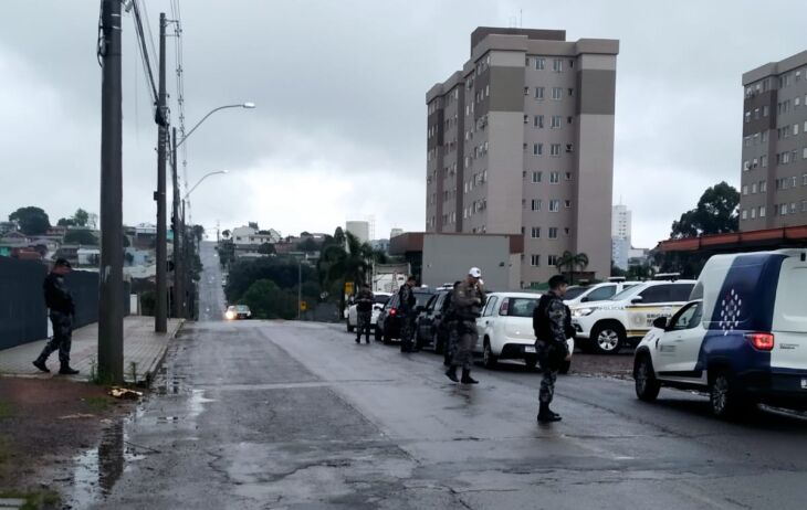 Na tarde de ontem (18), foram realizadas barreiras em diversos pontos da cidade. (Foto: Divulgação/BM)