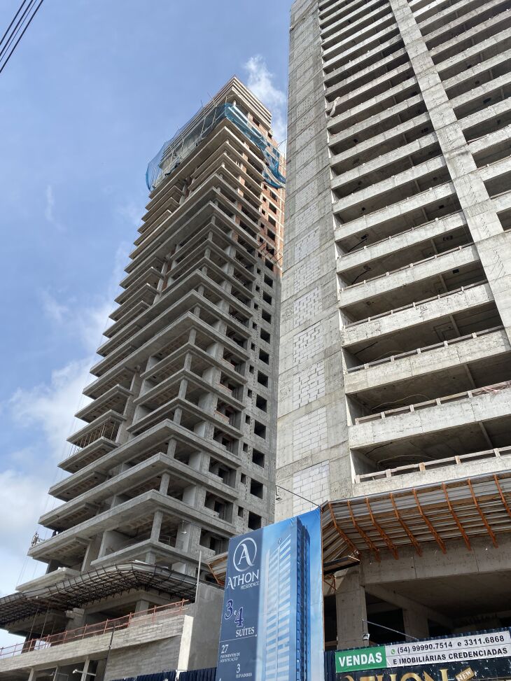 Atualmente município tem 106 obras de edifícios multifamiliares e comerciais. (Foto: Rosângela Borges/ON)