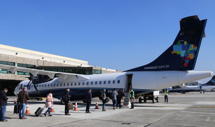 Turboélice ATR 72 é opção para retomar voos PFB-POA - Foto-Luís Neves-Azul