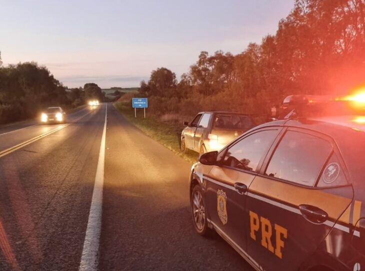 A abordagem aconteceu na noite de domingo em Vacaria 