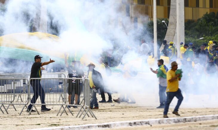 Comissão ouve fotógrafo Adriano Machado, que registrou atos golpistas