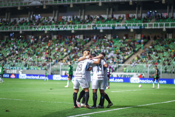 Grêmio virou duas vezes o placar para conquistar a vitória - Foto Lucas Uebel/Grêmio