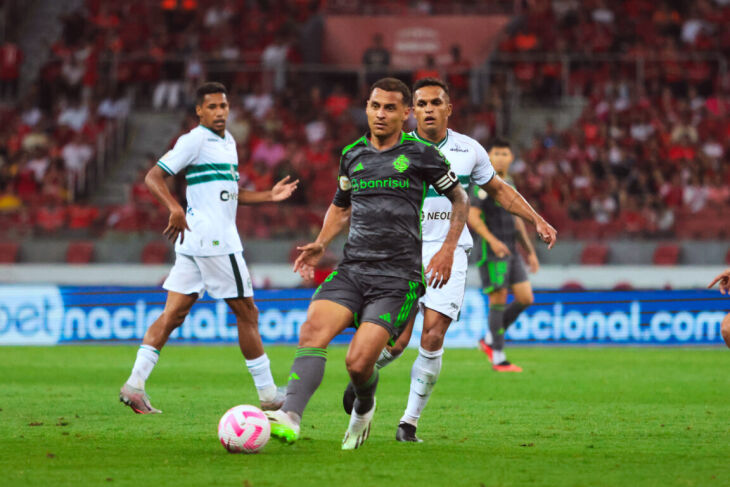 Atuação de muitos erros decretou a derrota do Inter no Beira-Rio - Foto - Ricardo Duarte