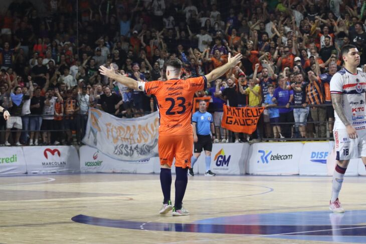 O Campeonato Brasileiro de Futsal 2024 será disputado por 20 equipes, divididas em 2 grupos