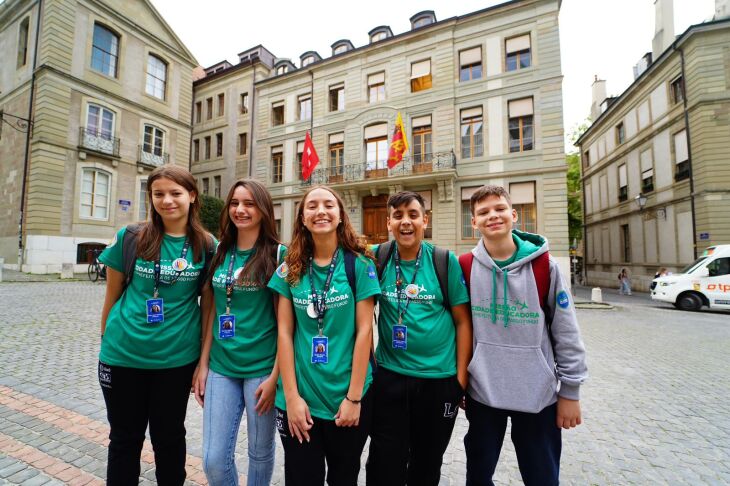 FOTO - Alunos visitaram pontos turísticos históricos em Genebra FOTO - MICHEL SANDERI/PMPF