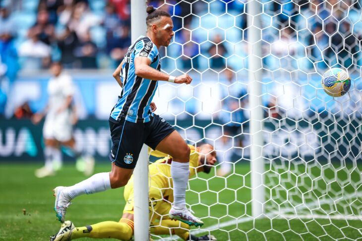 Braithwaite marcou o primeiro gol na Arena – Foto – Lucas Ubel-GFBPA