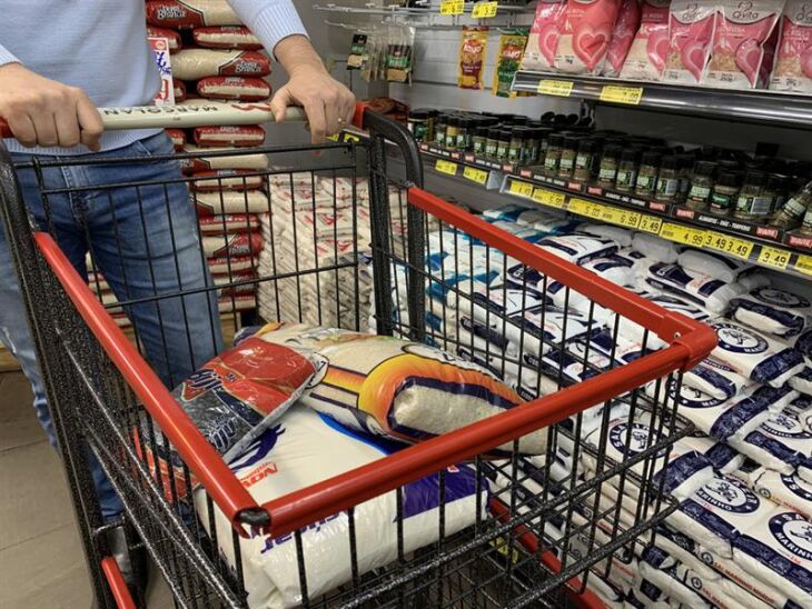 Dos produtos pesquisados, entre os dez itens que obtiveram maior alta de preços, dez são pertencentes ao grupo da alimentação