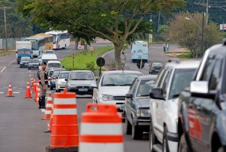 Movimento é grande nas rodovias do Estado