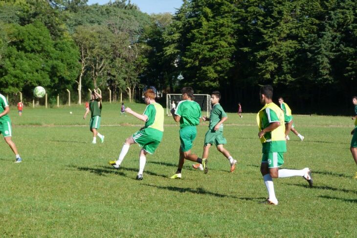 Treinamento, ontem, no campo da UPF