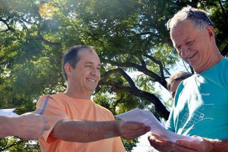 Prefeito fez a apresentação do programa  Praça Antônio de Quadros Martins, Bairro Vera Cruz.