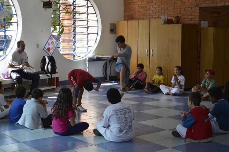 A iniciativa é promovida pela Prefeitura de Passo Fundo, com ações sociais de inclusão e aprendizado de crianças e adolescentes.