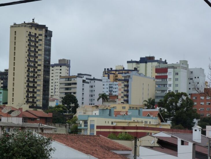 Instabilidade chega ao Rio Grande do Sul nesta quarta-feira (21) e a previsão é de chuva até sexta-feira (23)